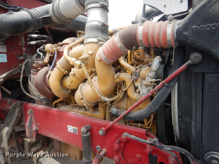 image for item DG8735 2008 Peterbilt 388  semi truck