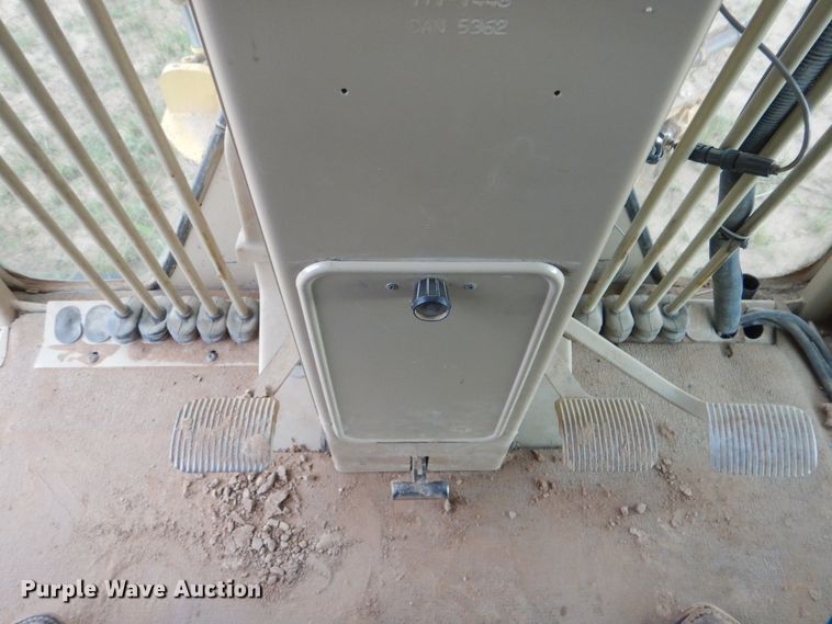 image for item DG8736 2006 Caterpillar 140H VHP Plus  motor grader