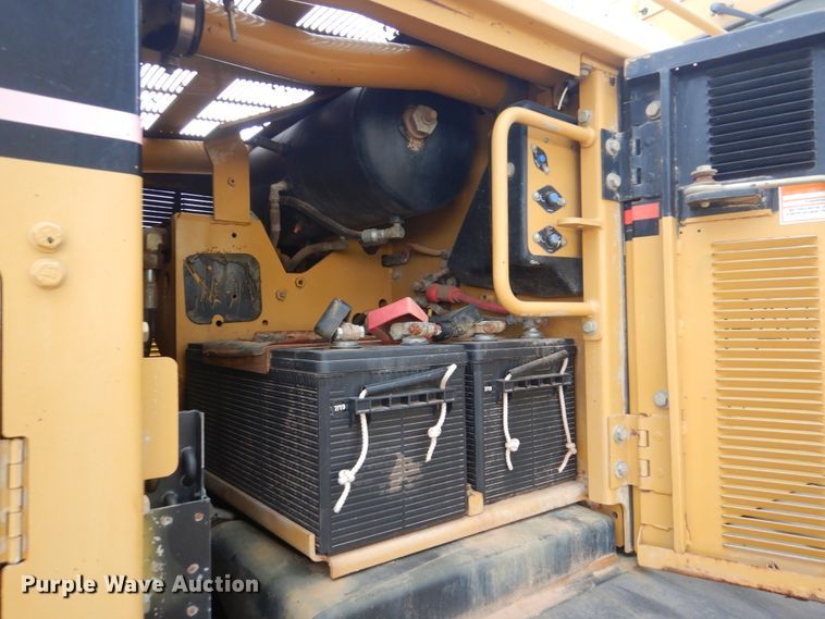 image for item DG8736 2006 Caterpillar 140H VHP Plus  motor grader