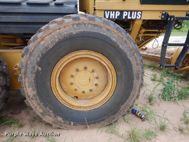 image for item DG8736 2006 Caterpillar 140H VHP Plus  motor grader