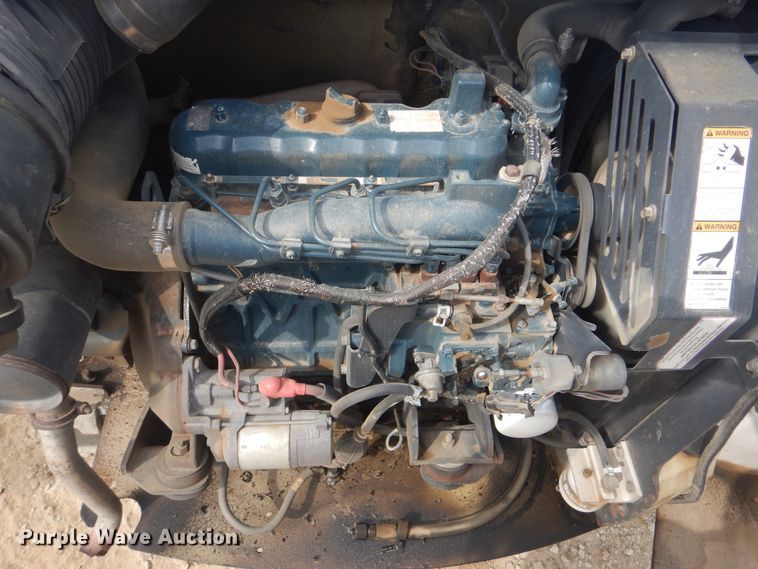 image for item DG8737 2002 Bobcat 331D  mini excavator