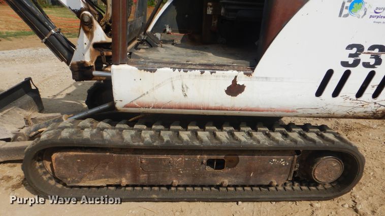 image for item DG8737 2002 Bobcat 331D  mini excavator