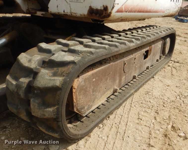 image for item DG8737 2002 Bobcat 331D  mini excavator