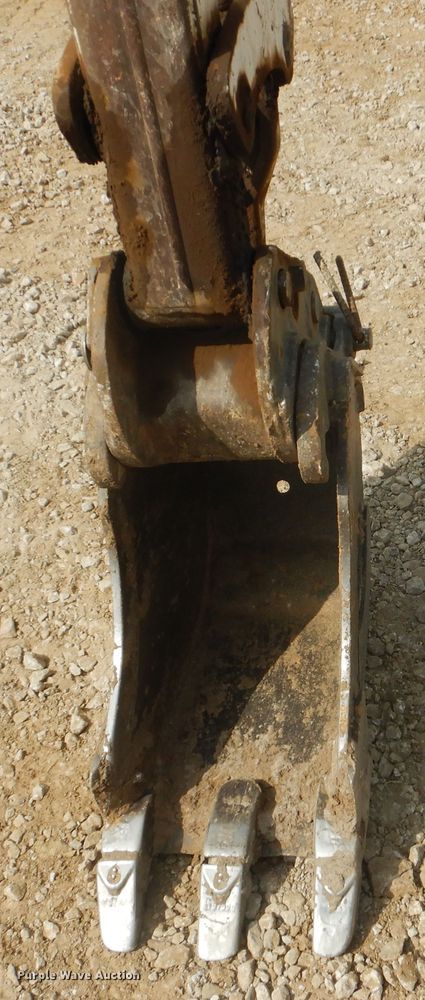 image for item DG8737 2002 Bobcat 331D  mini excavator