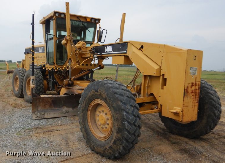 image for item DG8738 2005 Caterpillar 140H  motor grader