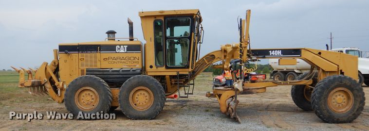 image for item DG8738 2005 Caterpillar 140H  motor grader