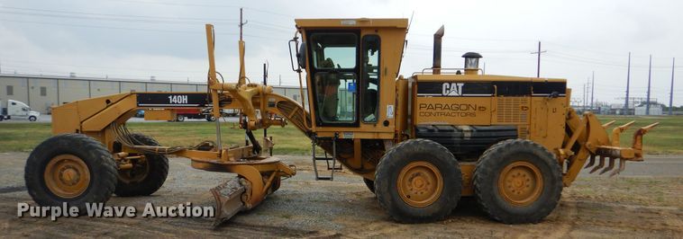 image for item DG8738 2005 Caterpillar 140H  motor grader