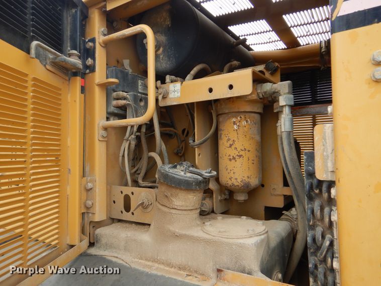 image for item DG8738 2005 Caterpillar 140H  motor grader
