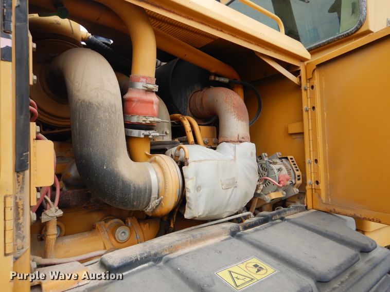 image for item DG8738 2005 Caterpillar 140H  motor grader