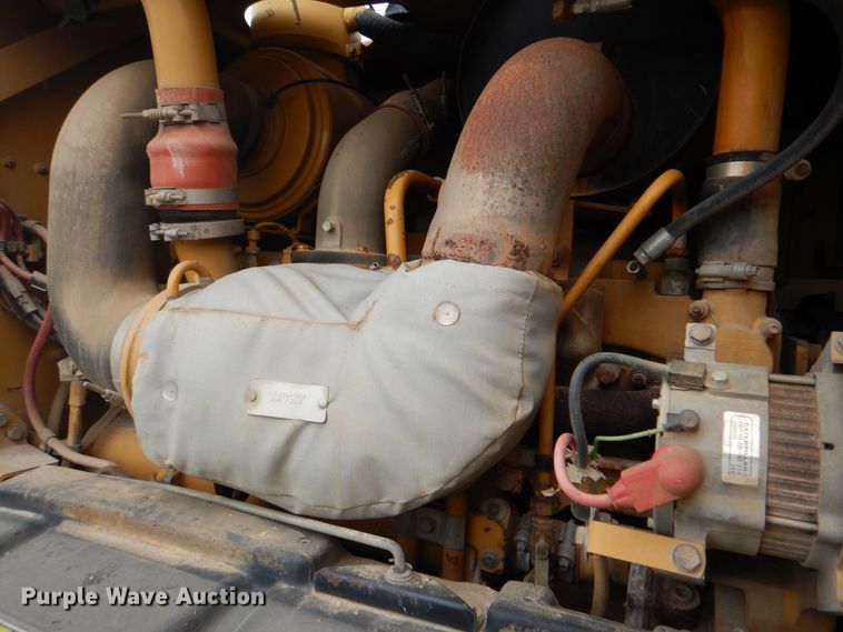 image for item DG8738 2005 Caterpillar 140H  motor grader