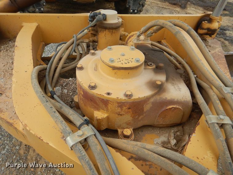 image for item DG8738 2005 Caterpillar 140H  motor grader