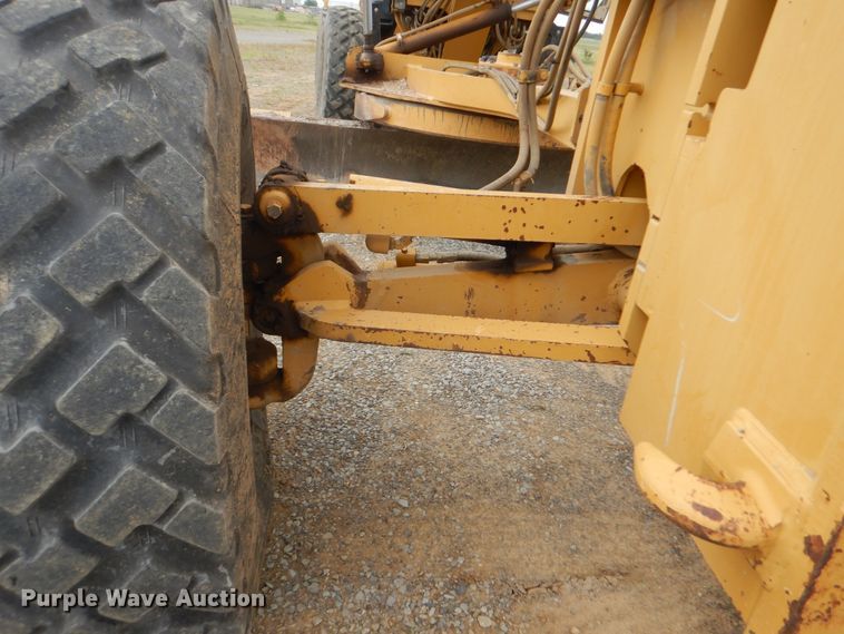 image for item DG8738 2005 Caterpillar 140H  motor grader