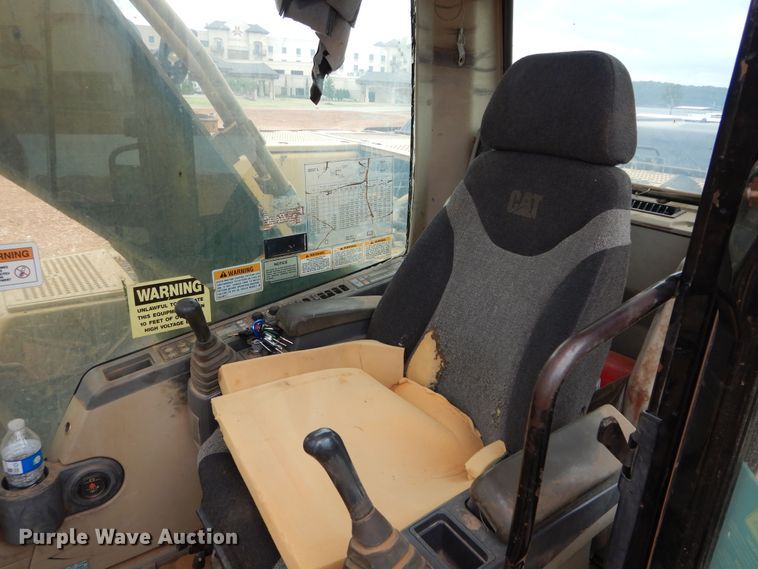 image for item HS9700 2005 Caterpillar 325C L  excavator