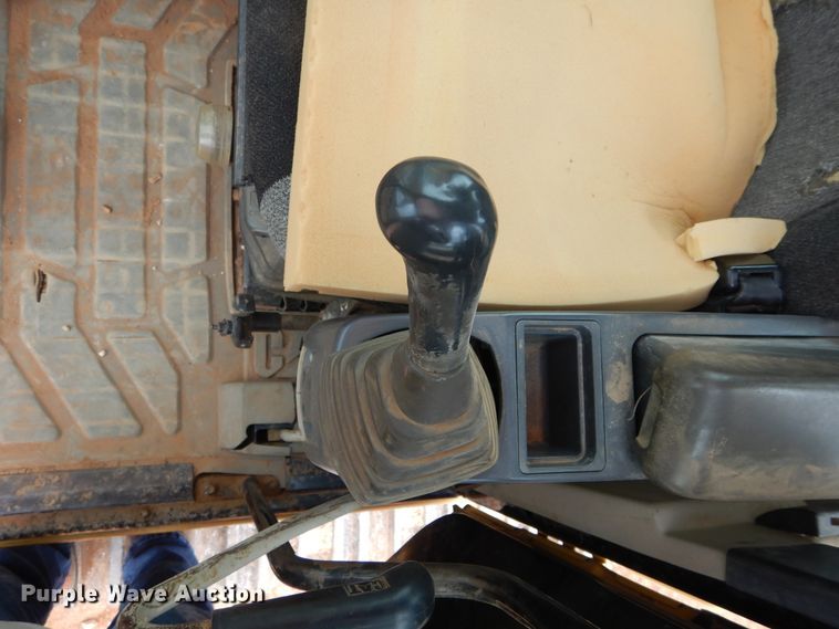 image for item HS9700 2005 Caterpillar 325C L  excavator