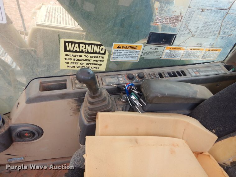 image for item HS9700 2005 Caterpillar 325C L  excavator