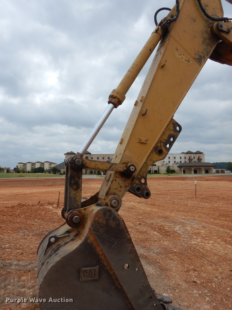 image for item HS9700 2005 Caterpillar 325C L  excavator