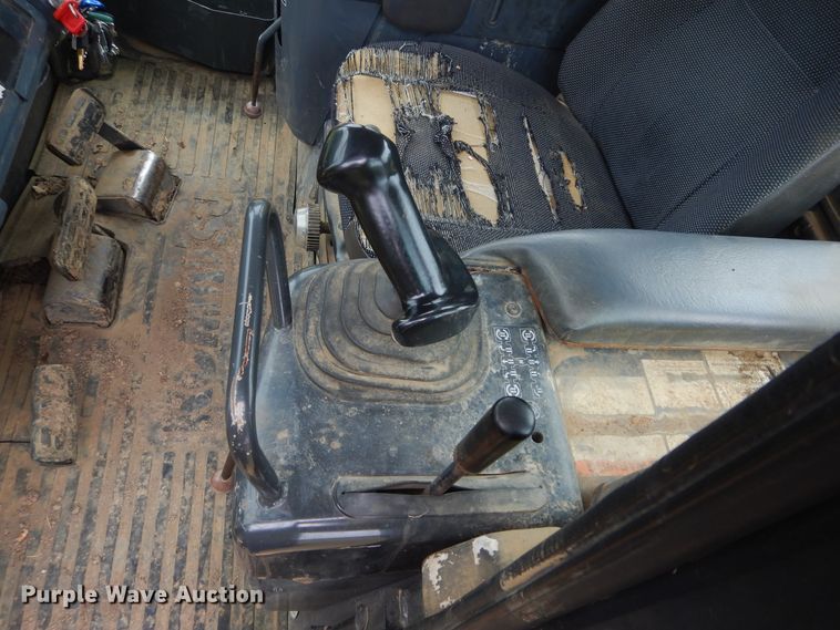 image for item HS9701 2005 Komatsu 39EX  dozer