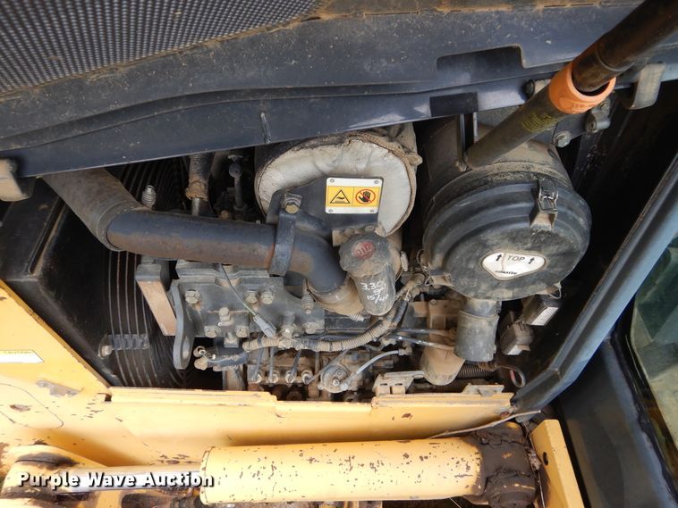 image for item HS9701 2005 Komatsu 39EX  dozer