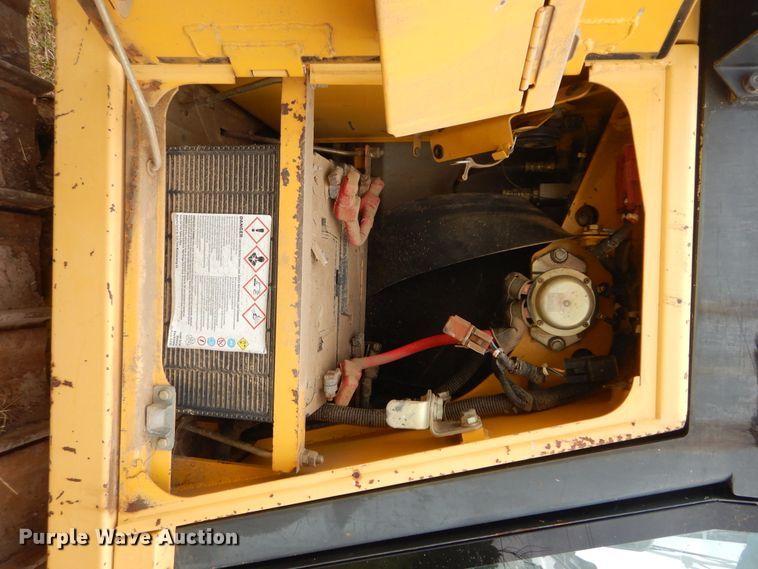 image for item HS9701 2005 Komatsu 39EX  dozer