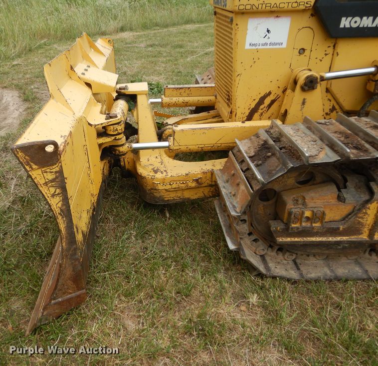 image for item HS9701 2005 Komatsu 39EX  dozer