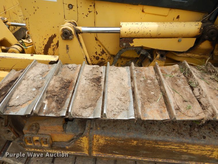 image for item HS9701 2005 Komatsu 39EX  dozer