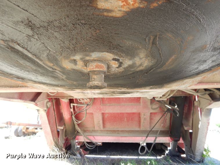 image for item DE5657 1985 Load King lowboy equipment trailer