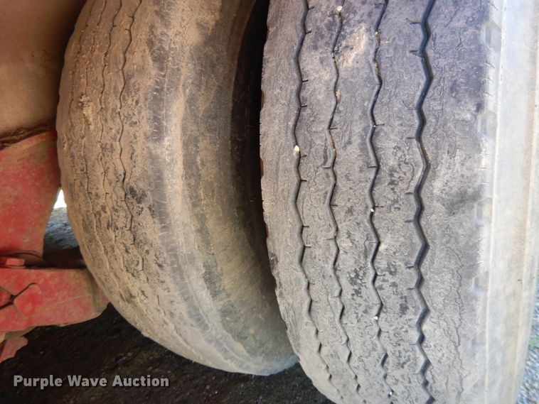 image for item DE5657 1985 Load King lowboy equipment trailer