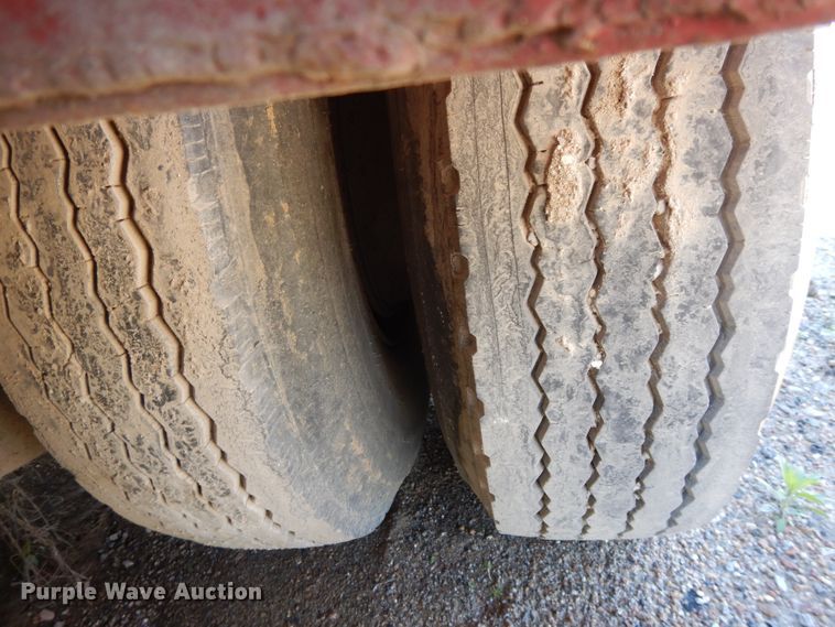 image for item DE5657 1985 Load King lowboy equipment trailer