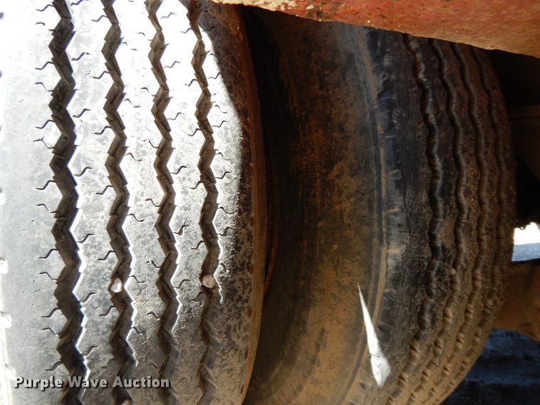 image for item DE5657 1985 Load King lowboy equipment trailer