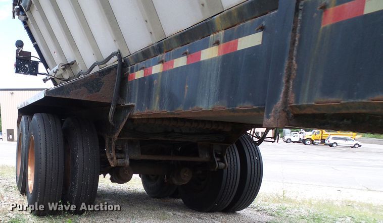 image for item DG1949 2007 Etnyre live bottom trailer