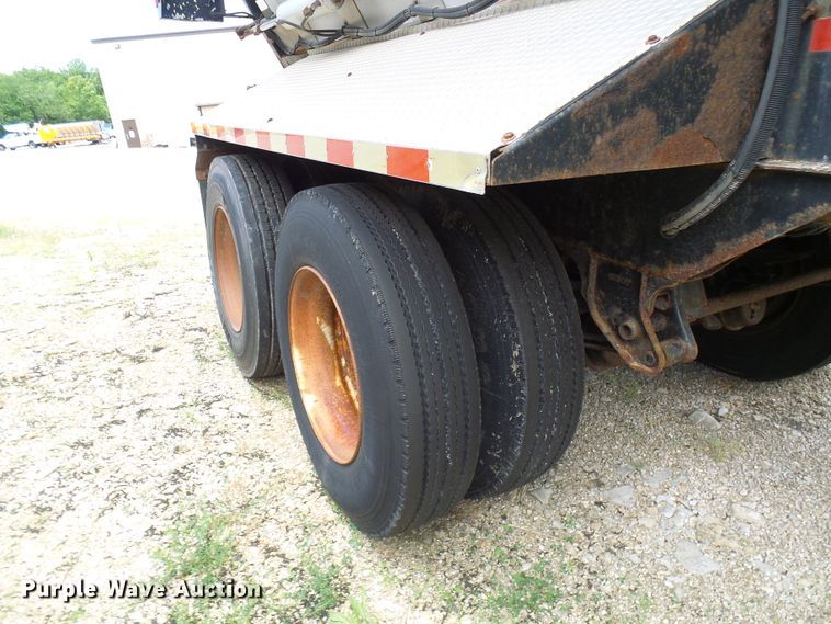 image for item DG1949 2007 Etnyre live bottom trailer