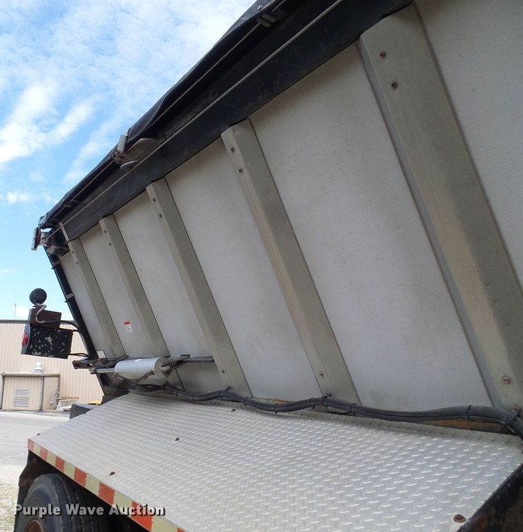 image for item DG1949 2007 Etnyre live bottom trailer