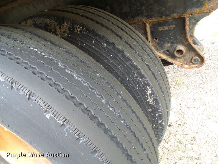 image for item DG1949 2007 Etnyre live bottom trailer