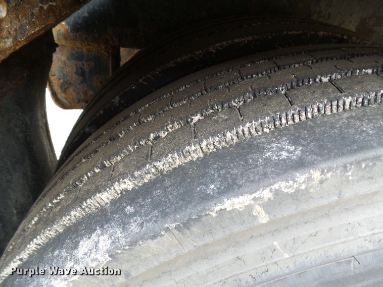 image for item DG1949 2007 Etnyre live bottom trailer