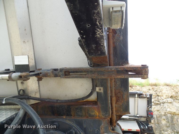 image for item DG1949 2007 Etnyre live bottom trailer