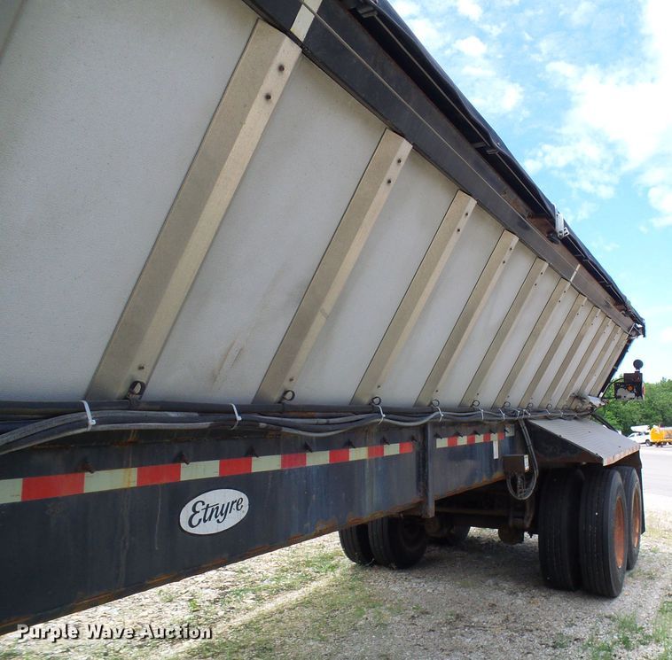 image for item DG1949 2007 Etnyre live bottom trailer