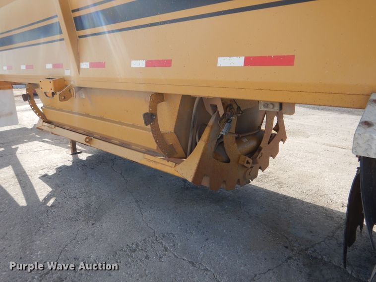 image for item DG4503 2007 Midland MG42 TC3000 bottom dump trailer