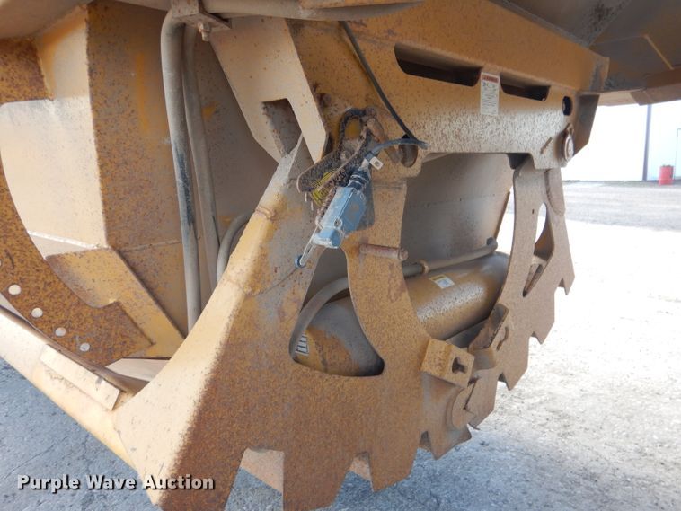 image for item DG4503 2007 Midland MG42 TC3000 bottom dump trailer