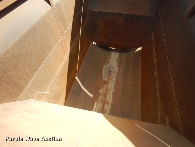 image for item DG4503 2007 Midland MG42 TC3000 bottom dump trailer