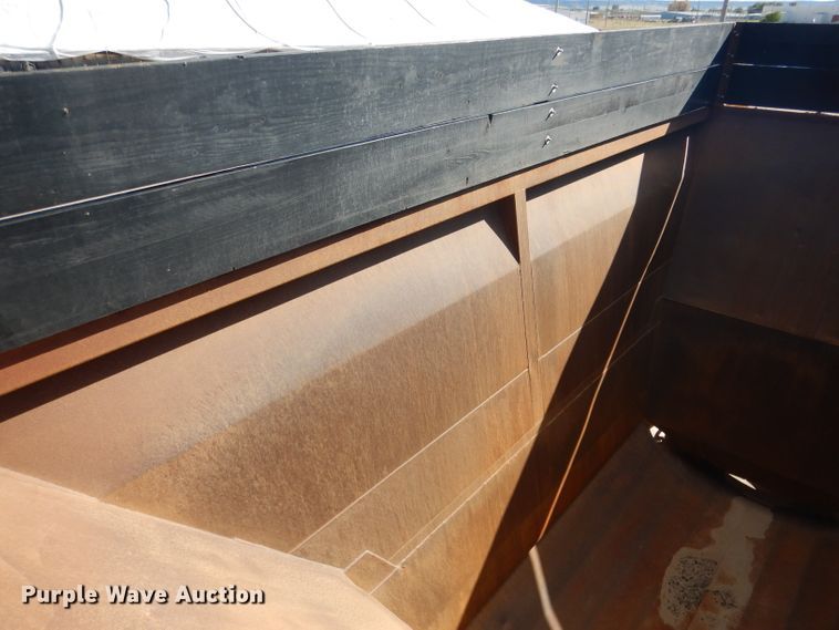 image for item DG4503 2007 Midland MG42 TC3000 bottom dump trailer