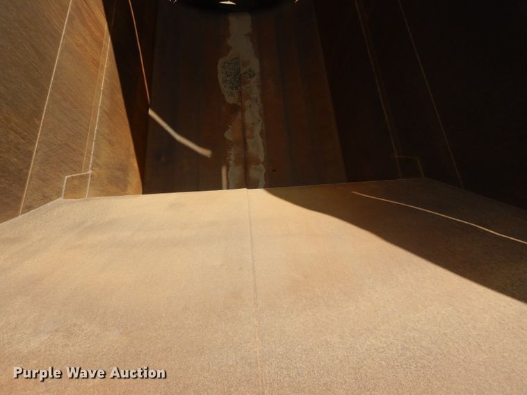 image for item DG4503 2007 Midland MG42 TC3000 bottom dump trailer