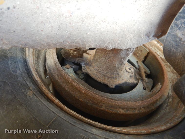 image for item DG4503 2007 Midland MG42 TC3000 bottom dump trailer