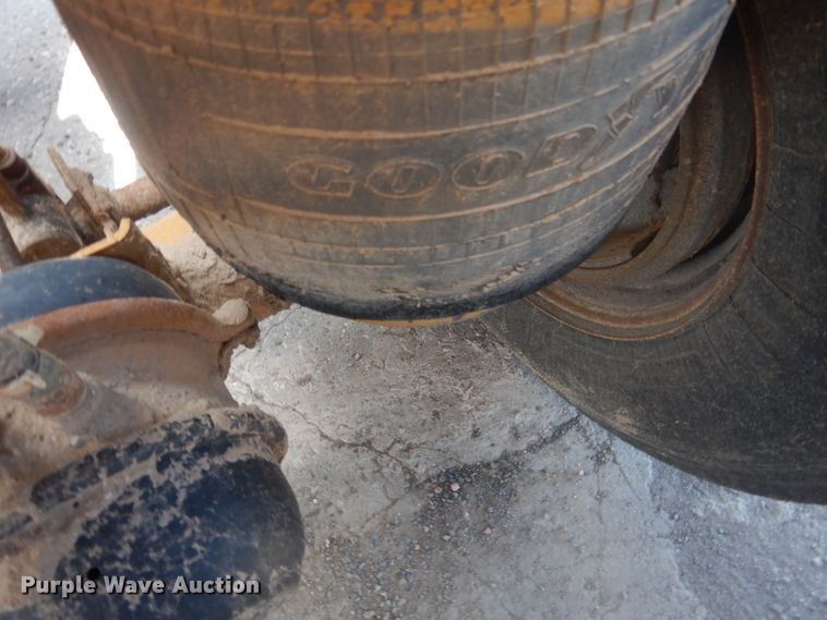 image for item DG4503 2007 Midland MG42 TC3000 bottom dump trailer