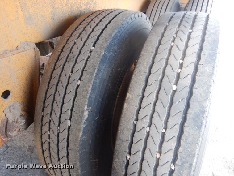 image for item DG4503 2007 Midland MG42 TC3000 bottom dump trailer