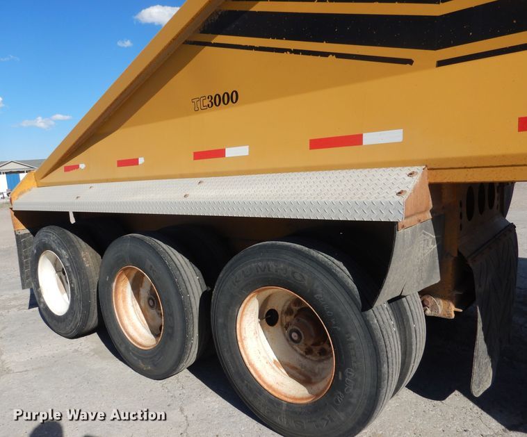 image for item DG4503 2007 Midland MG42 TC3000 bottom dump trailer
