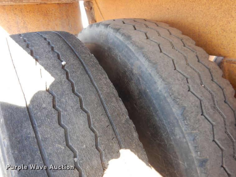 image for item DG4503 2007 Midland MG42 TC3000 bottom dump trailer