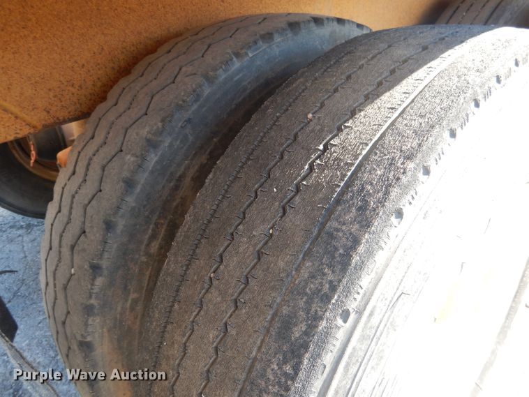 image for item DG4503 2007 Midland MG42 TC3000 bottom dump trailer