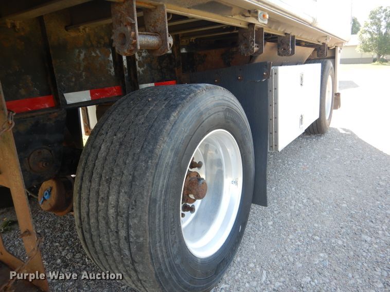 image for item DG5987 2006 Fontaine Renegade conestoga trailer