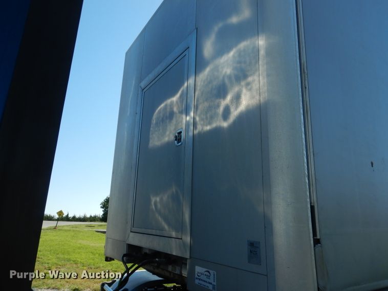 image for item DG5987 2006 Fontaine Renegade conestoga trailer