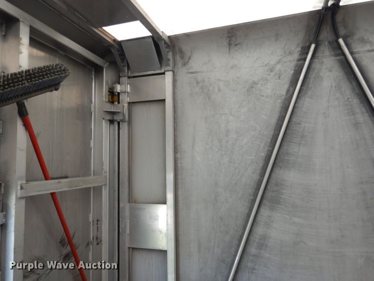 image for item DG5987 2006 Fontaine Renegade conestoga trailer